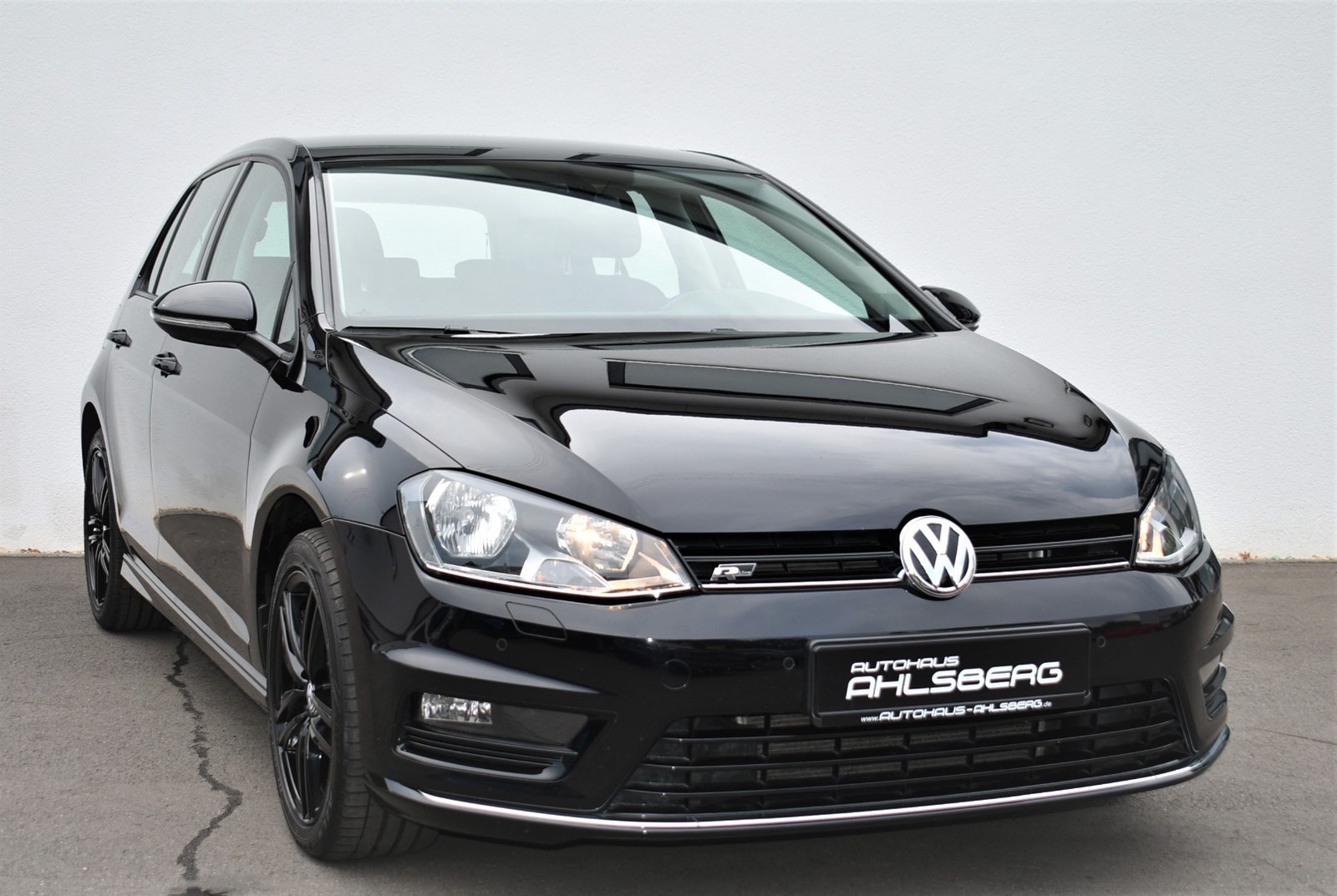 Volkswagen Golf VII R-Line 2,0 TDI Navi Sitzheizung PDC 17 Zoll EURO 6