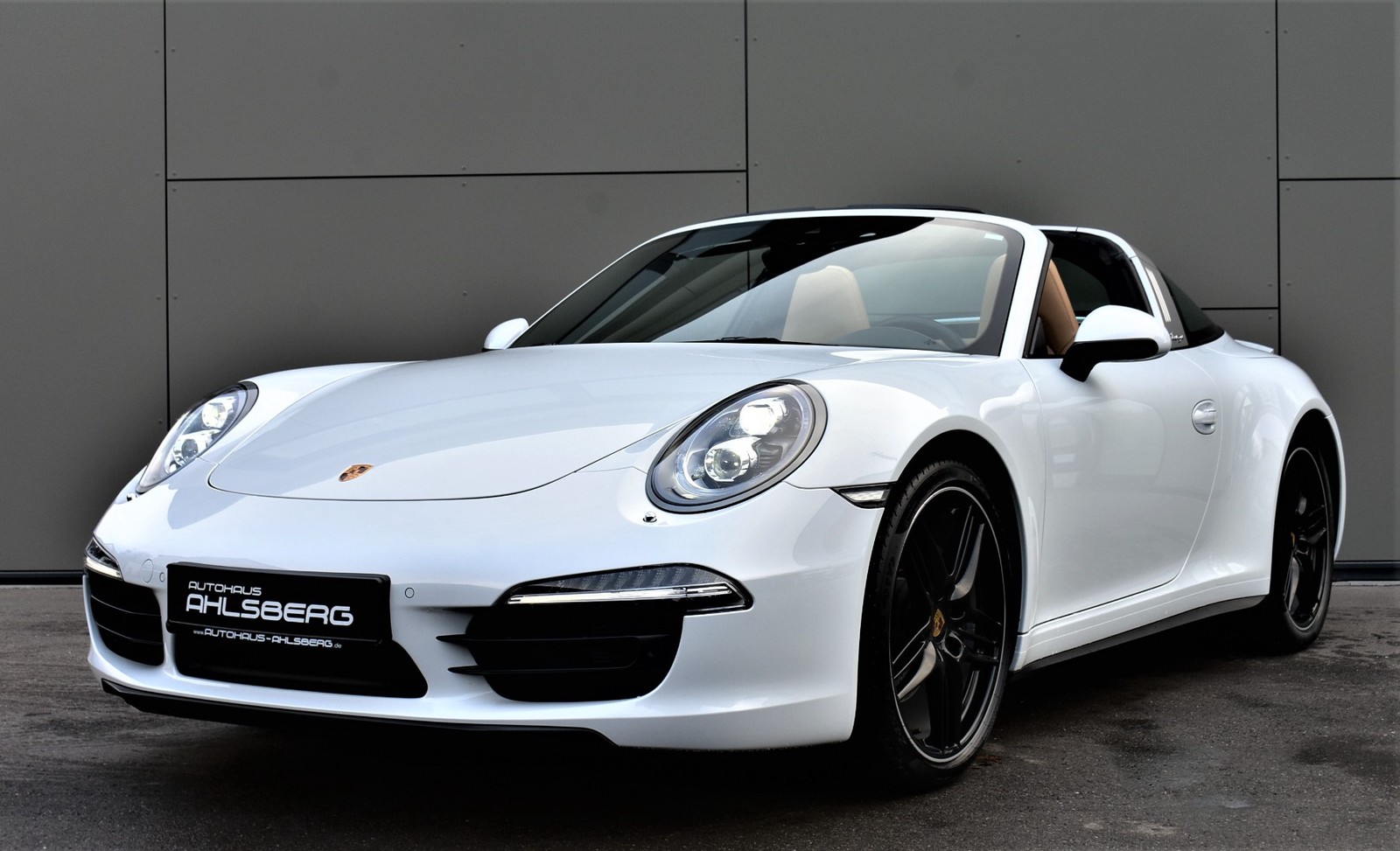 Porsche 911 Targa 4 PDK 1.Hand Chrono 14 Wege Sitzlüftung R.Kamera Keyless