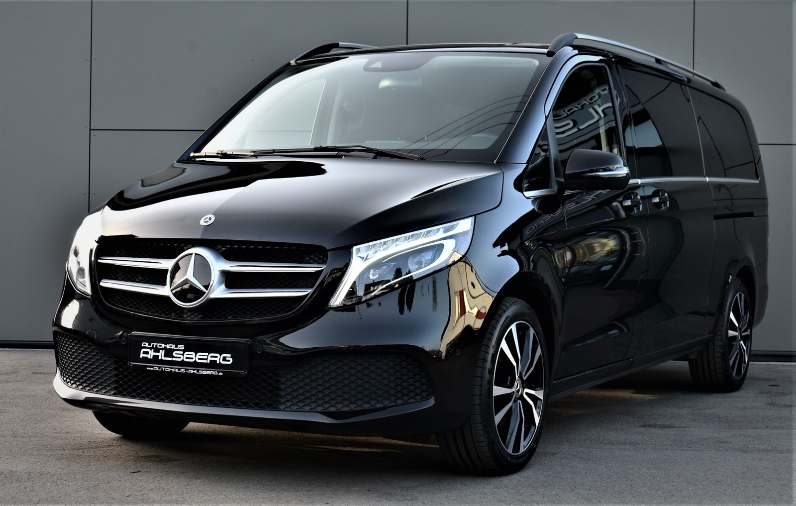 Mercedes-Benz V 300 D VIP Avantgarde ex.Lang /NAVI/LEDER/LED/KAMERA/2xel.Schiebetür
