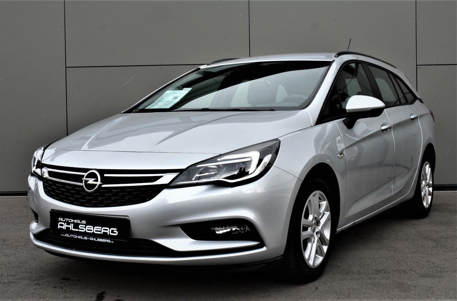 Opel Astra K Sports Tourer Edition Bluetooth/Frontkollisionswarner/PdC/Lenkrad heizbar