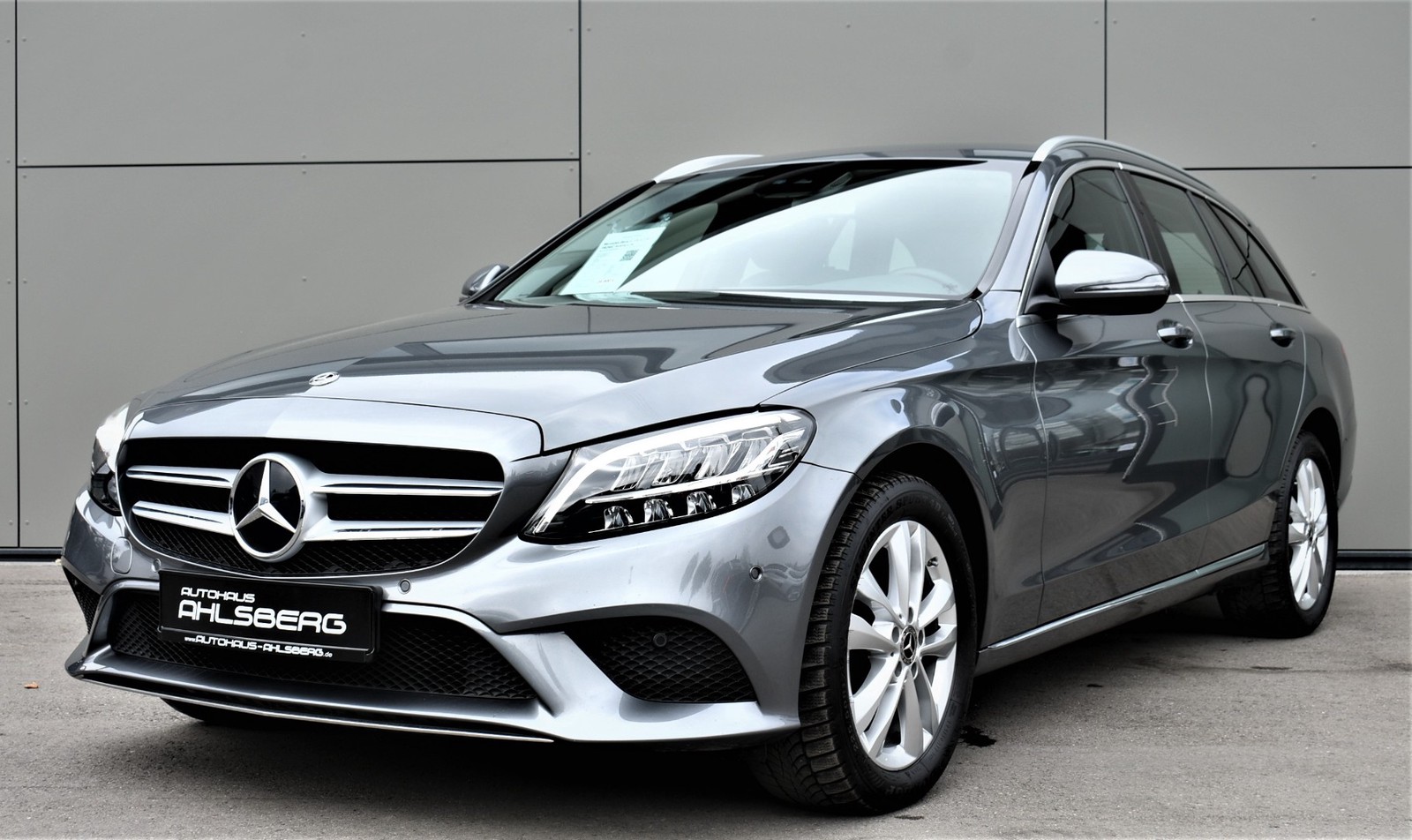 Mercedes-Benz C 220 d T 9G-TRONIC Avantgarde /Navi/LED/AHK/KAMERA/SHZ/PDC/TEMPOMAT