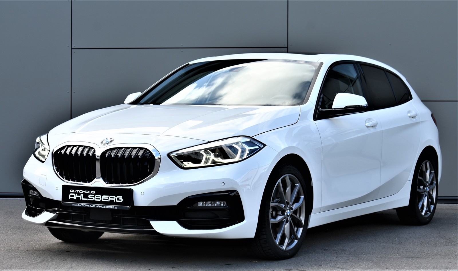 BMW 120 D Sport Line Shadow-Line NAVI/LED/LEDER/LANE/HUD/BMW LIVE COCKPIT