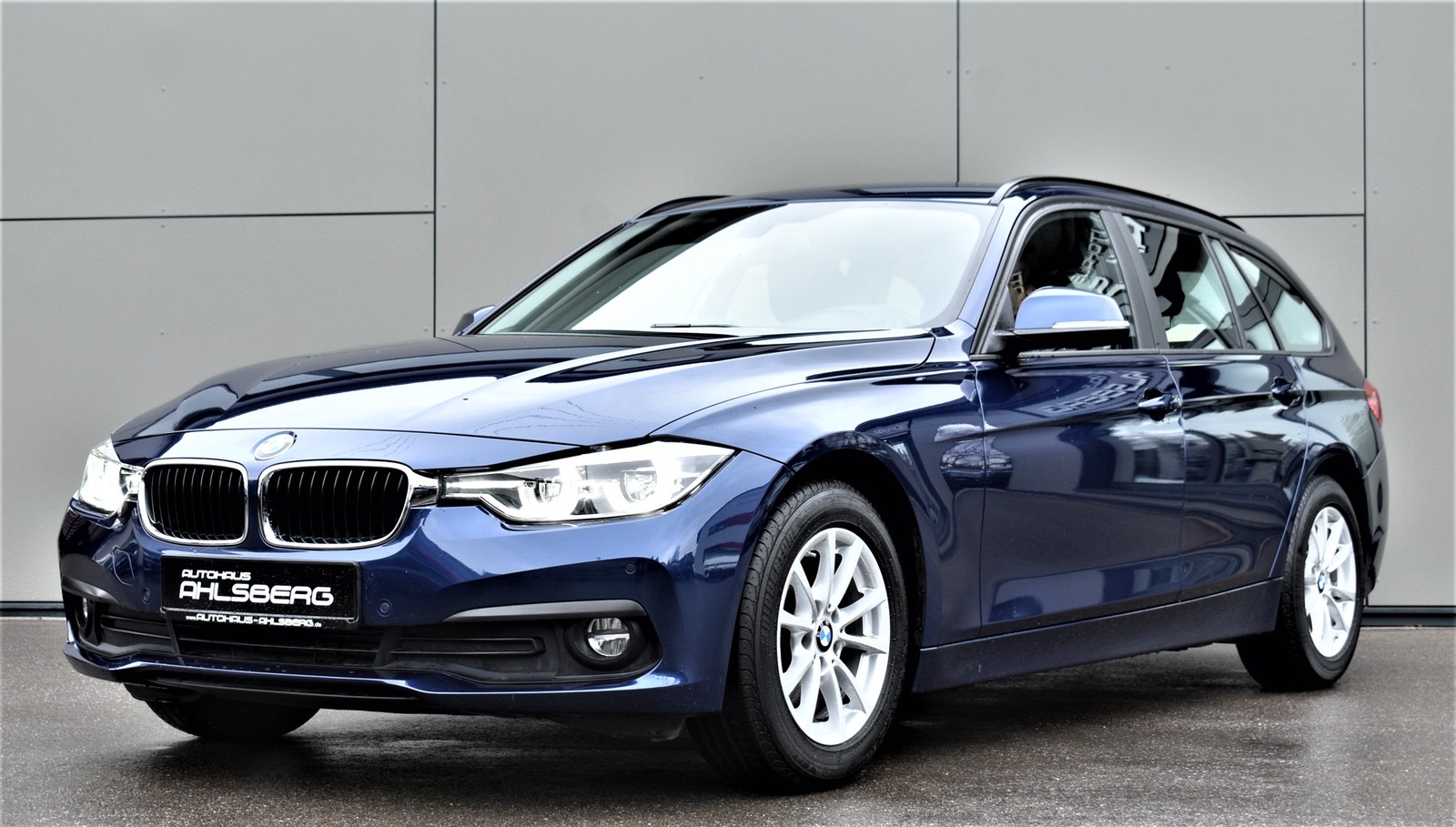 BMW 320d Touring Steptronic 1.Hand/AHK/LED/Navi/PDC/Lichtpaket