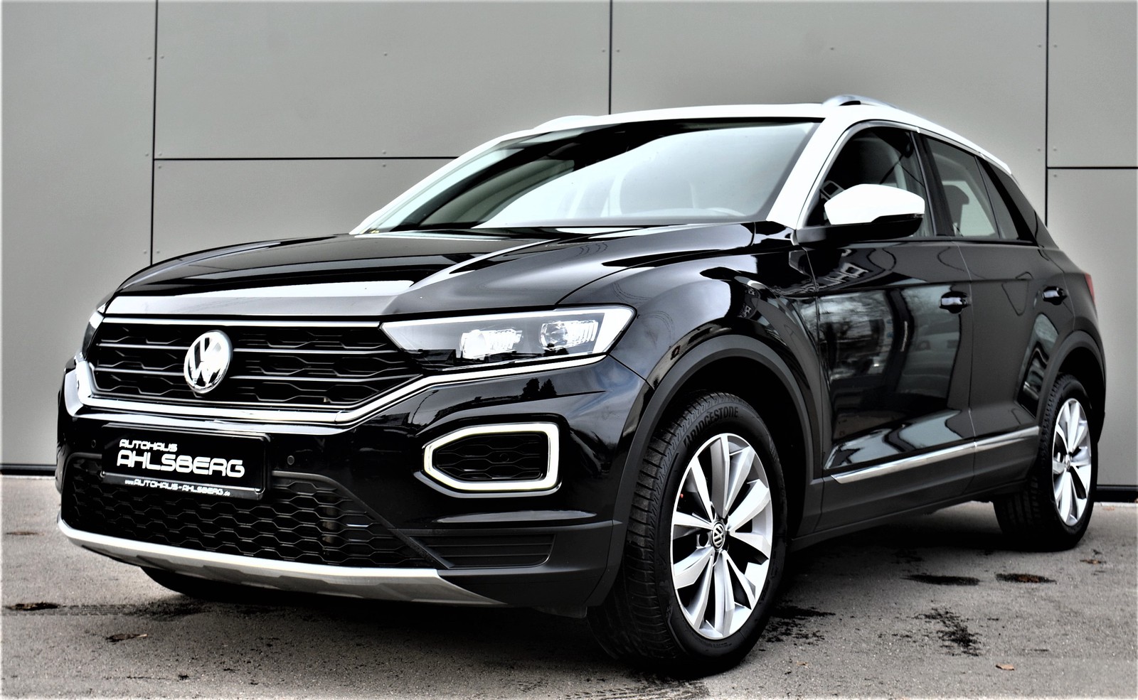Volkswagen T-Roc Style 4Motion Acc/Standh./Pano/Navi/Led
