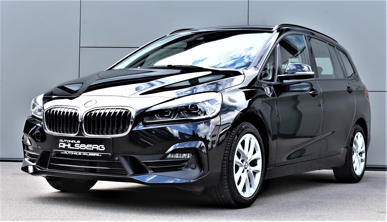 BMW 220 d Gran T. Steptronic "Advantage" LED/AHK/Navi/Lichtpaket/Business Paket