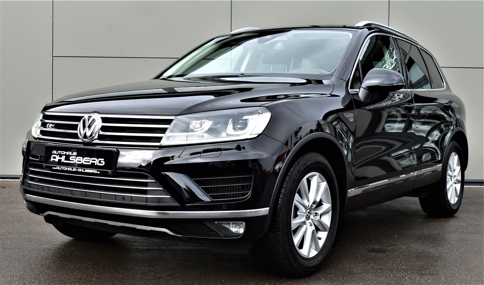 Volkswagen Touareg 3,0 TDI R-Line AHK /STANDH./LUFT /NAVI/BI XENON