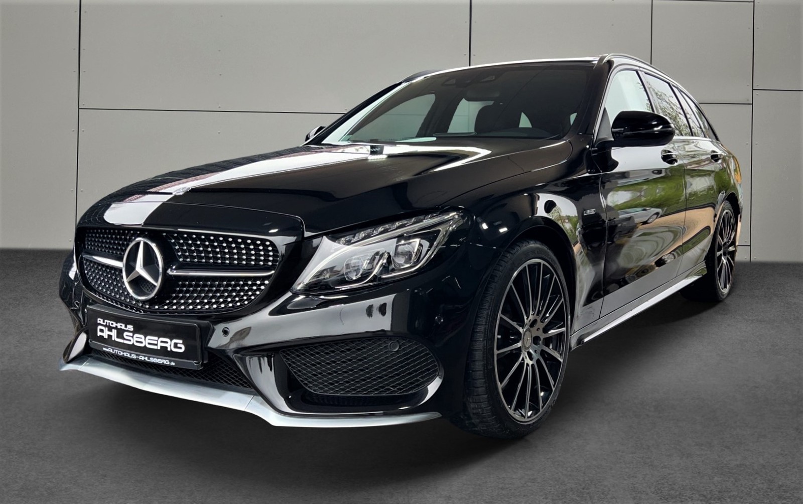 Mercedes-Benz C 450 AMG 4Matic T Pano/Perf.Abgas/Burmester/LED