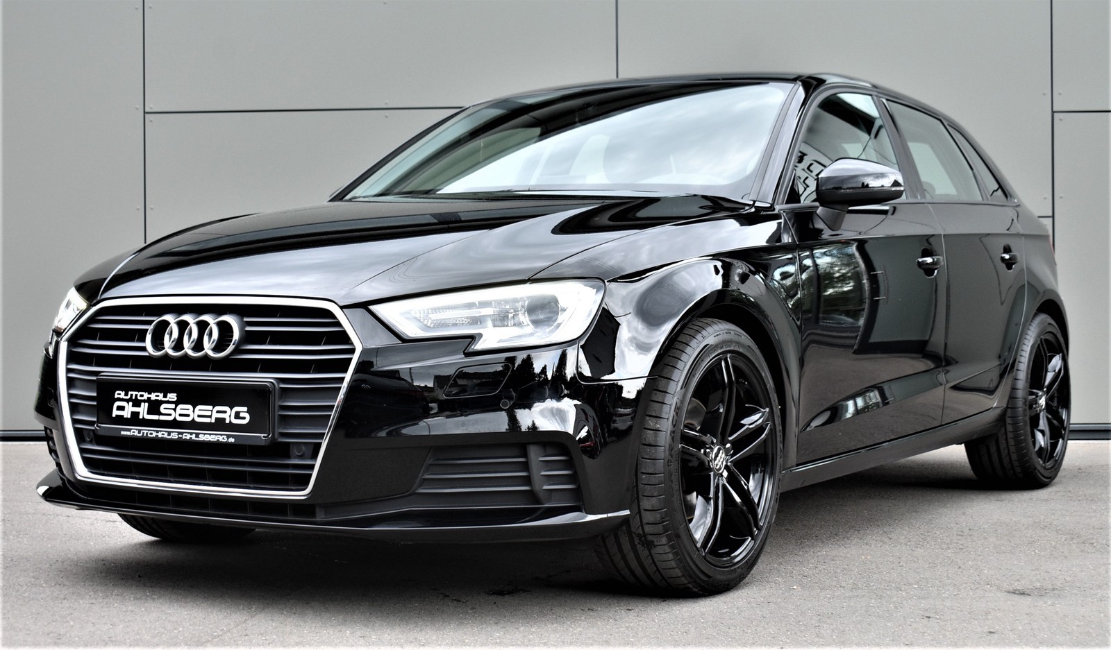 Audi A3 Sportback /S-Tronic /35 TFSI/Bi-Xenon/1.Hand