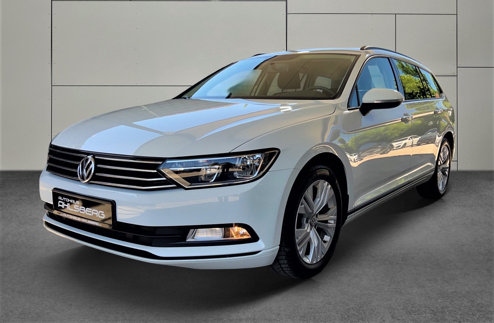 Volkswagen Passat Variant TDI DSG AHK/MFL/1.Hand/Euro6