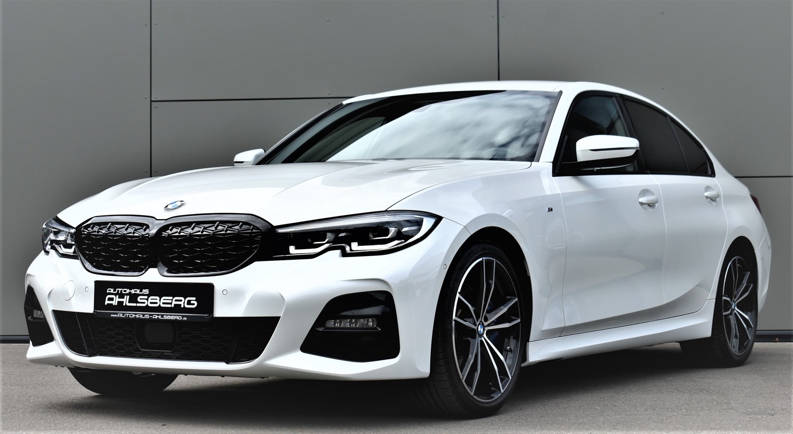 BMW 330 d xDrive M Sport Shadow LED/ACC/HUD/Leder