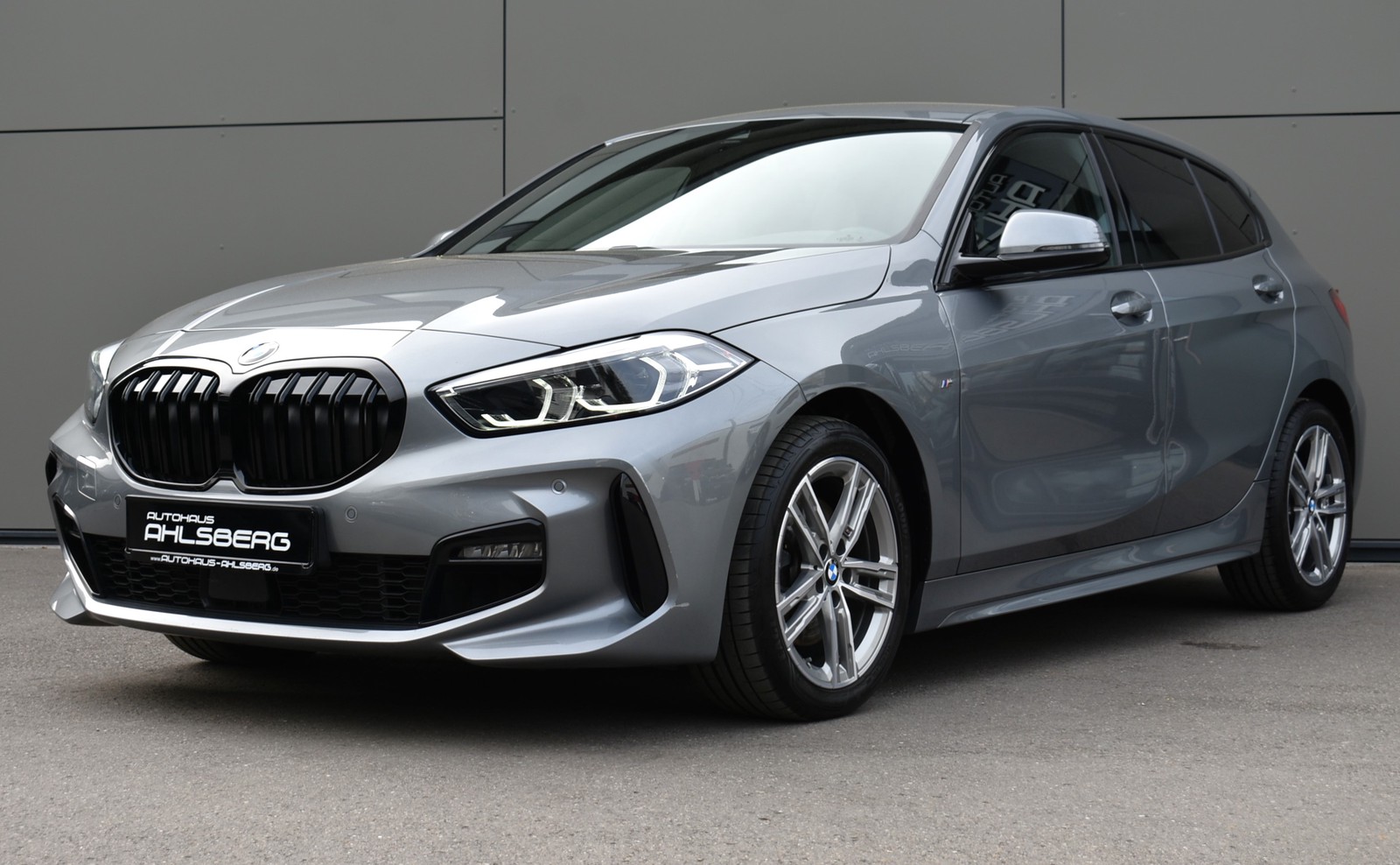 BMW 116 i M Sport Shadow LIVE/LED/TEMPO./AMBIENTE/DAB