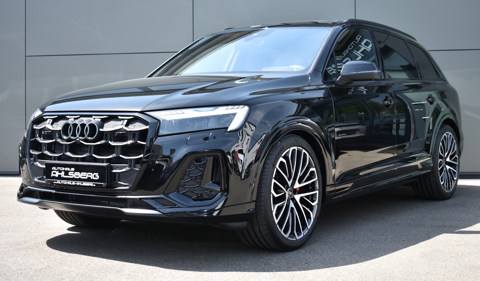 Audi Q7 60 TFSIe S LINE FACE/HUD/22ZOLL/RAUTE/HD/AHK/OLED