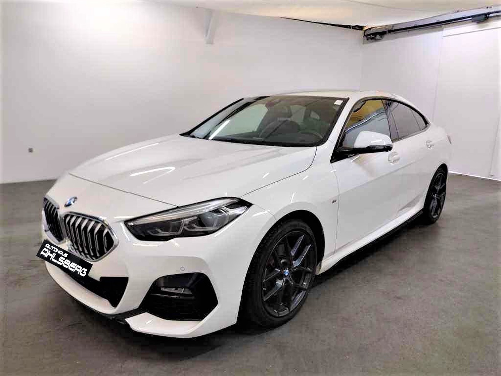 BMW 218 i M Sport Shadow LIVE.C/LED/HUD/AHK/18"/HIFI