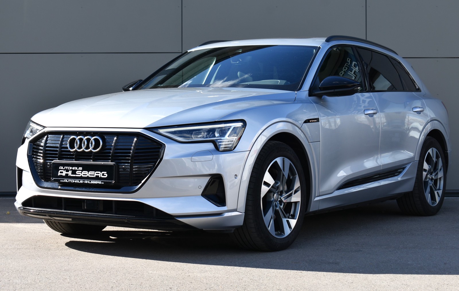 Audi e-tron 55 quattro VIRTUAL/ACC/B&O/PANO/AHK/KEYLESS/RFK