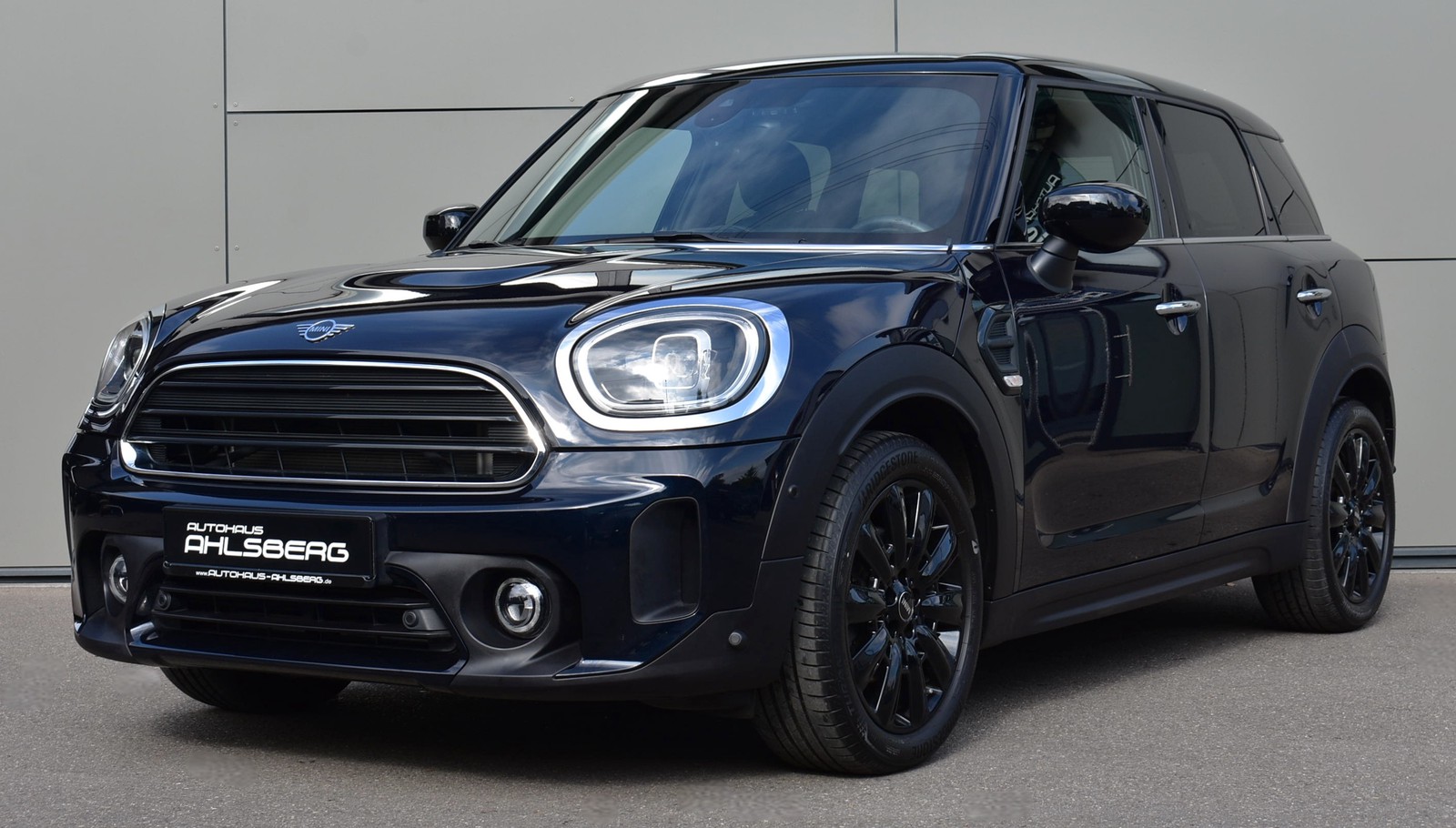 MINI COOPER COUNTRYMAN YOURS/ LIVE/ACC/HUD/PANO/MEMORY/AHK/LED