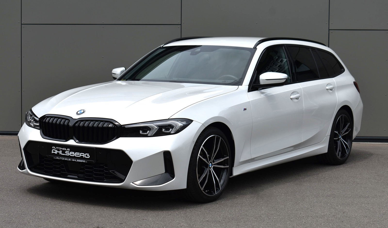 BMW 320 XD M SPORT/SHADOW/ WIDES./STAND./LED/RFK/AHK/CAR-PLAY