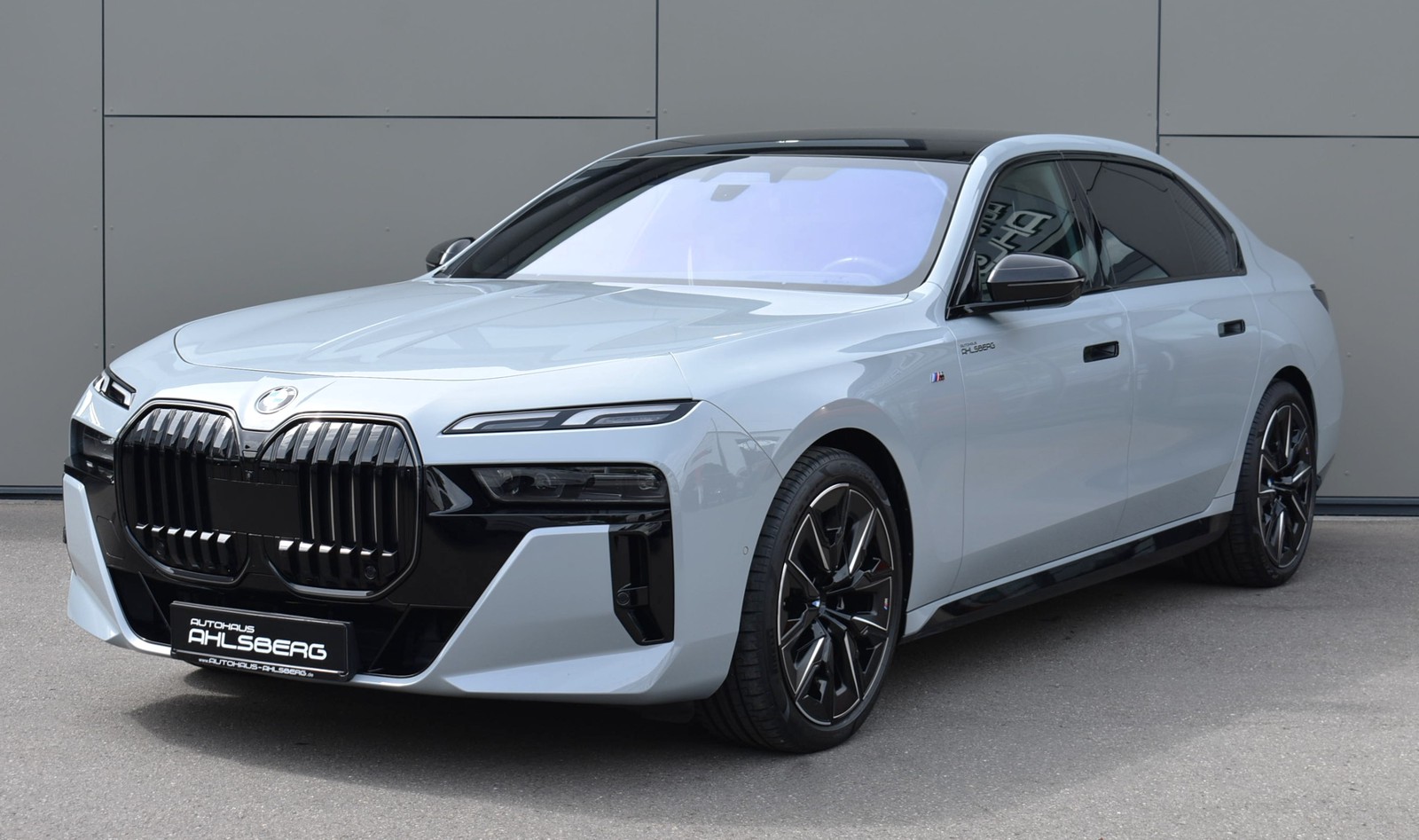 BMW 740 XD M SPORT/SHADOW/ LCI/LUFT./STHZ/B&W/PANO/ACC/AHK