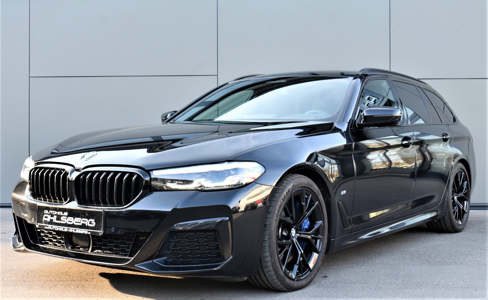 BMW 530d xDrive M Sportp.Shadow Standh./AHK/L.Cockpit/ACC