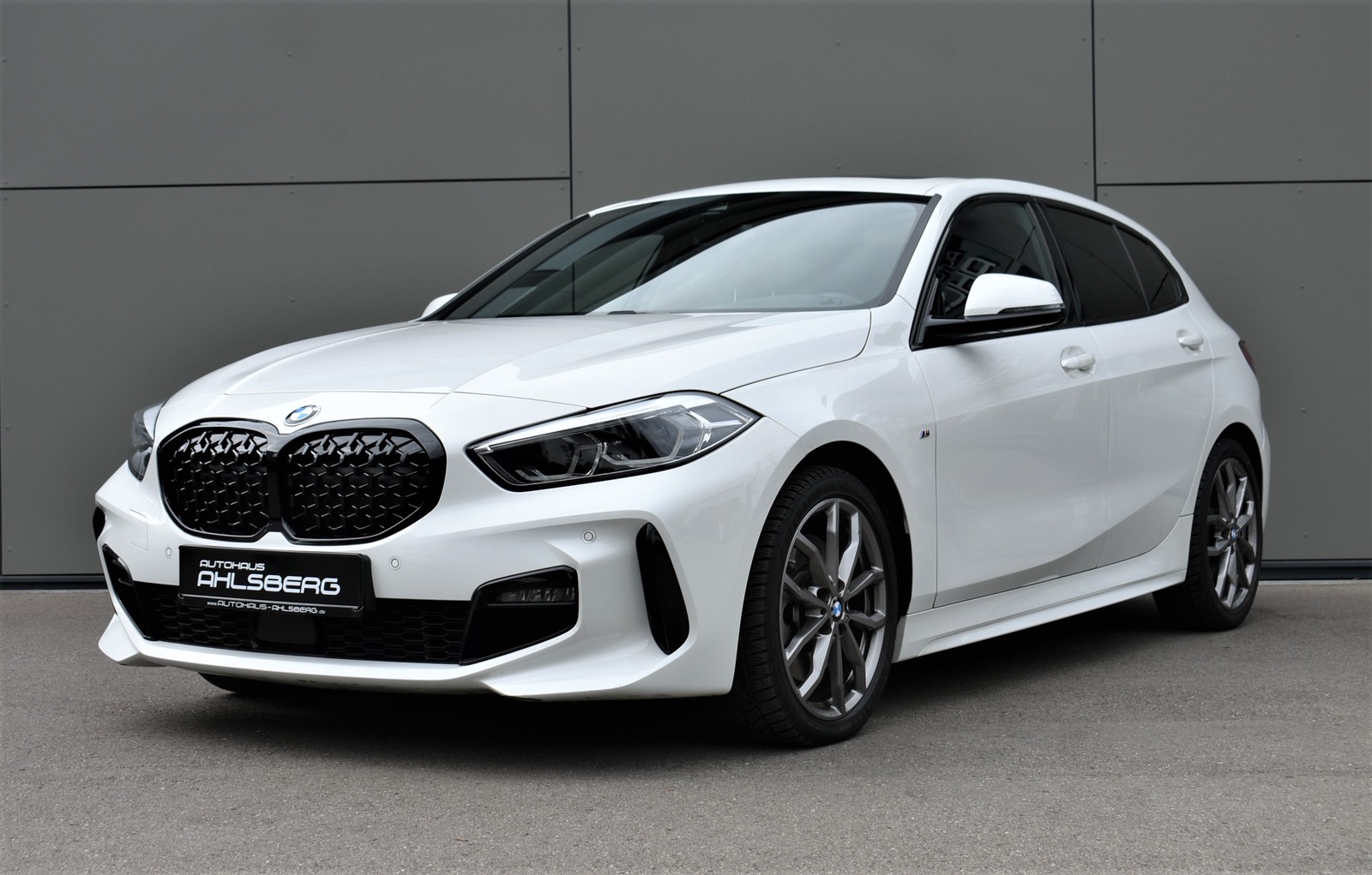 BMW 120 d M Sport HUD/LiveCockpit/Leder/DAB