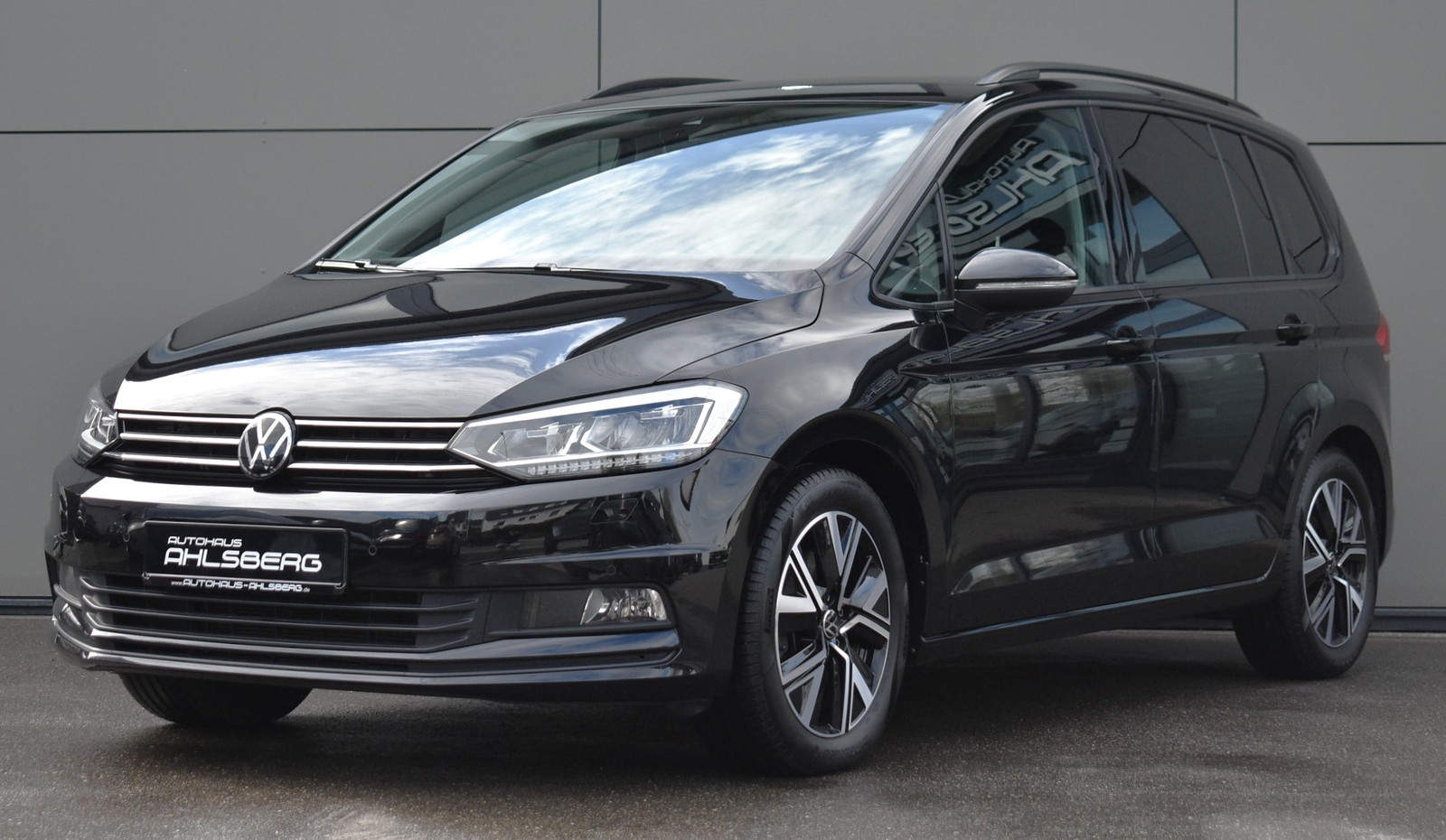 Volkswagen Touran COMFORT/ ACC/LED/7.SITZER/KEYLESS/KAMERA/AHK