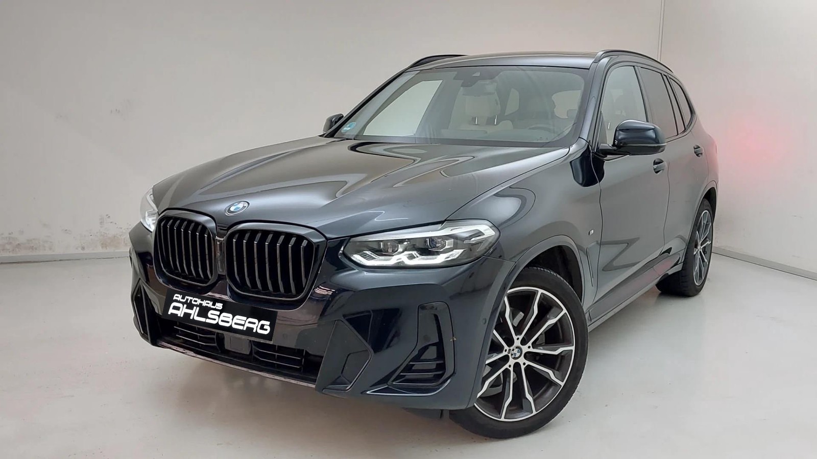 BMW X3 20D XD M-SPORT/SHADOW/ LIVE/MEMO/360°/ACC/PANO/AHK