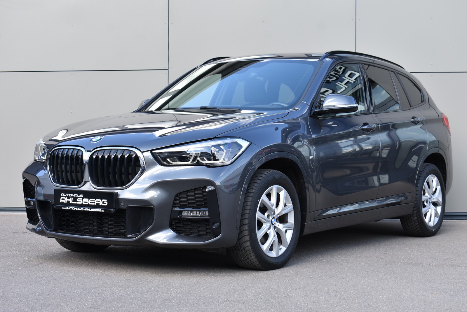BMW X1 20XD M Sport Shadow LIVE/ACC/PANO/HUD/AHK/LEDER