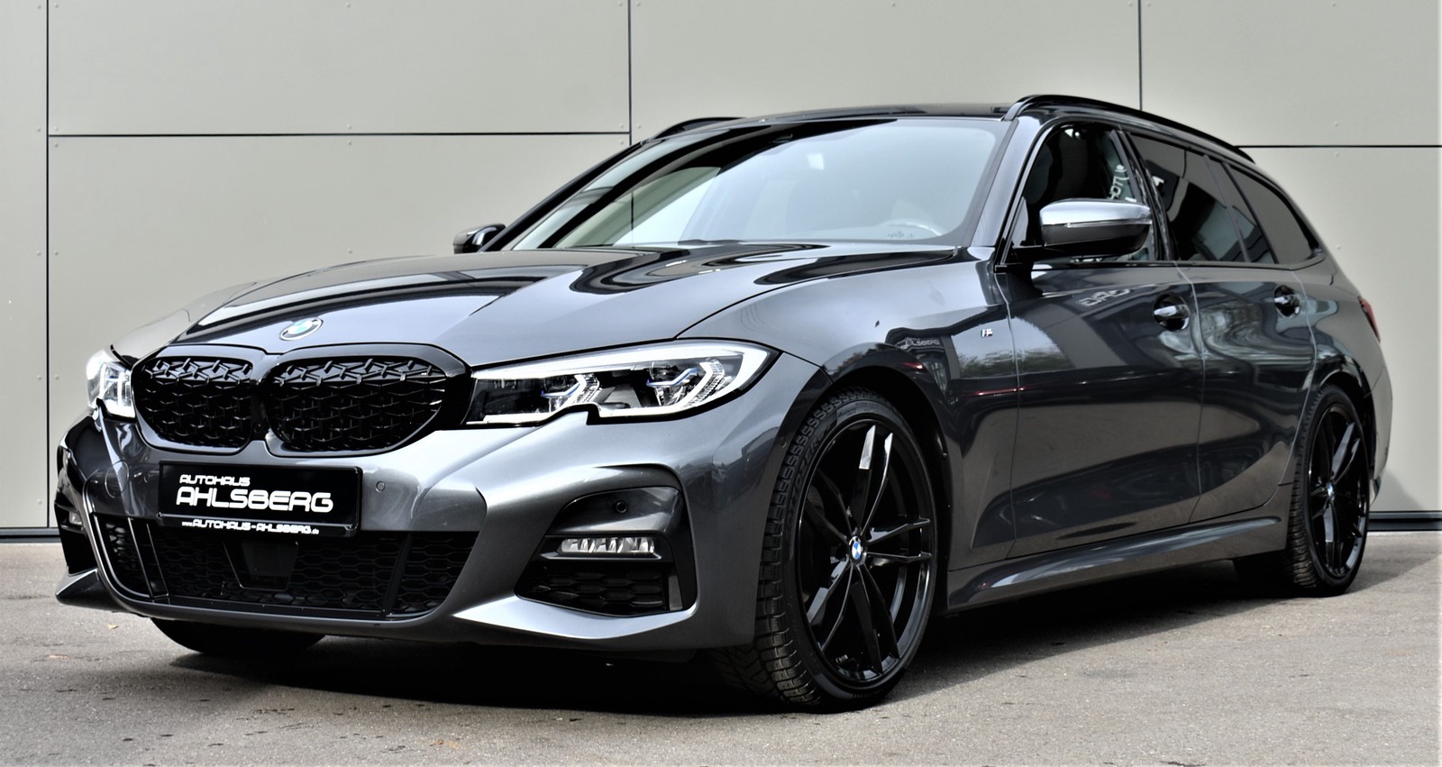 BMW 320 i M Sport Shadow HUD/Kamera/Laser/ACC/Pano