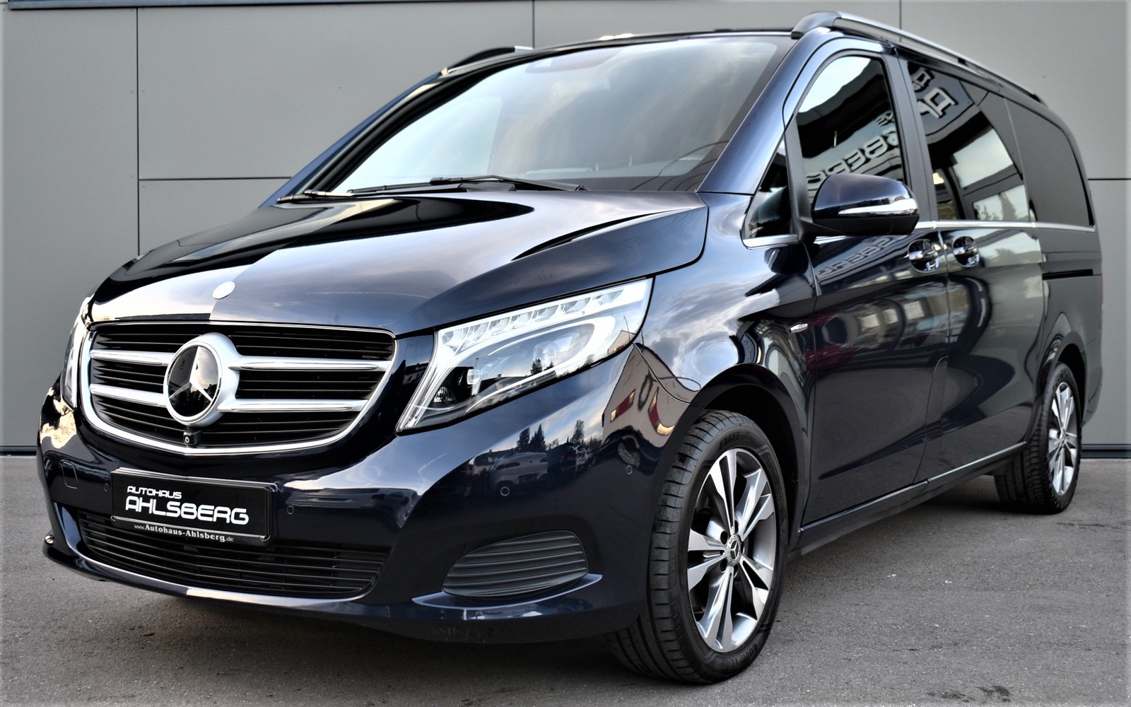 Mercedes-Benz V 250 AVANTGARDE 360°/Navi/LED/AHK/ACC/Sthz/7Sit