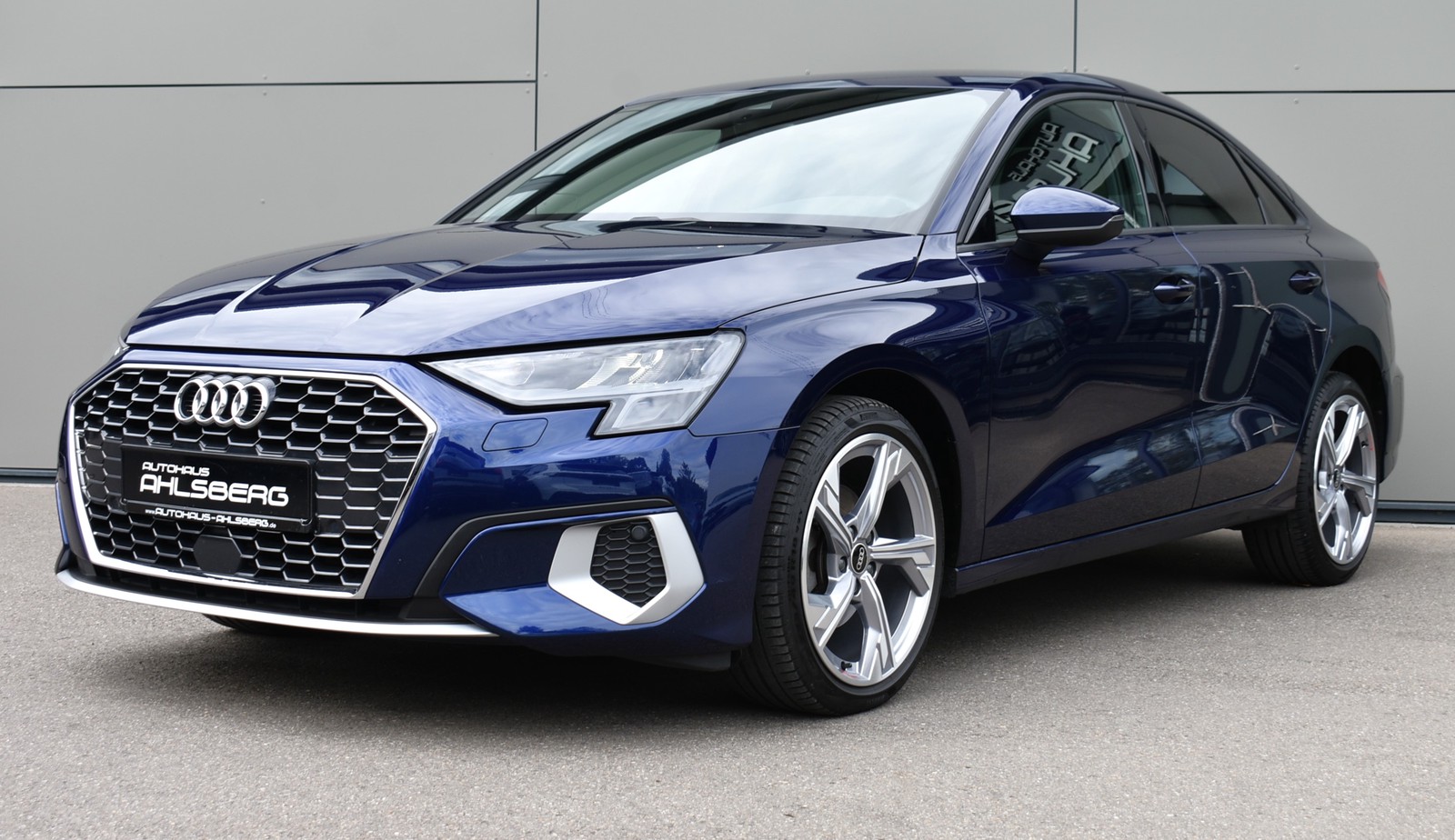 Audi A3 35 TDI LIM. ADVANCED VIRTUAL/ACC/LED/KEYLESS