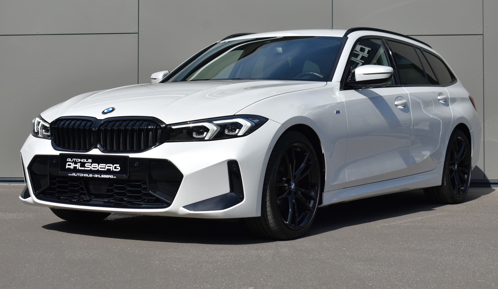 BMW 320d XD M-SPORT/SHADOW/ WIDES./ACC/AHK/STHZ/RFK