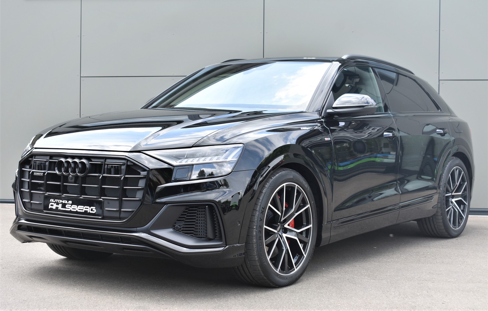 Audi Q8 60TFSI S-Line Pano 22 Zoll 360°/MASSAGE./HUP/BQ