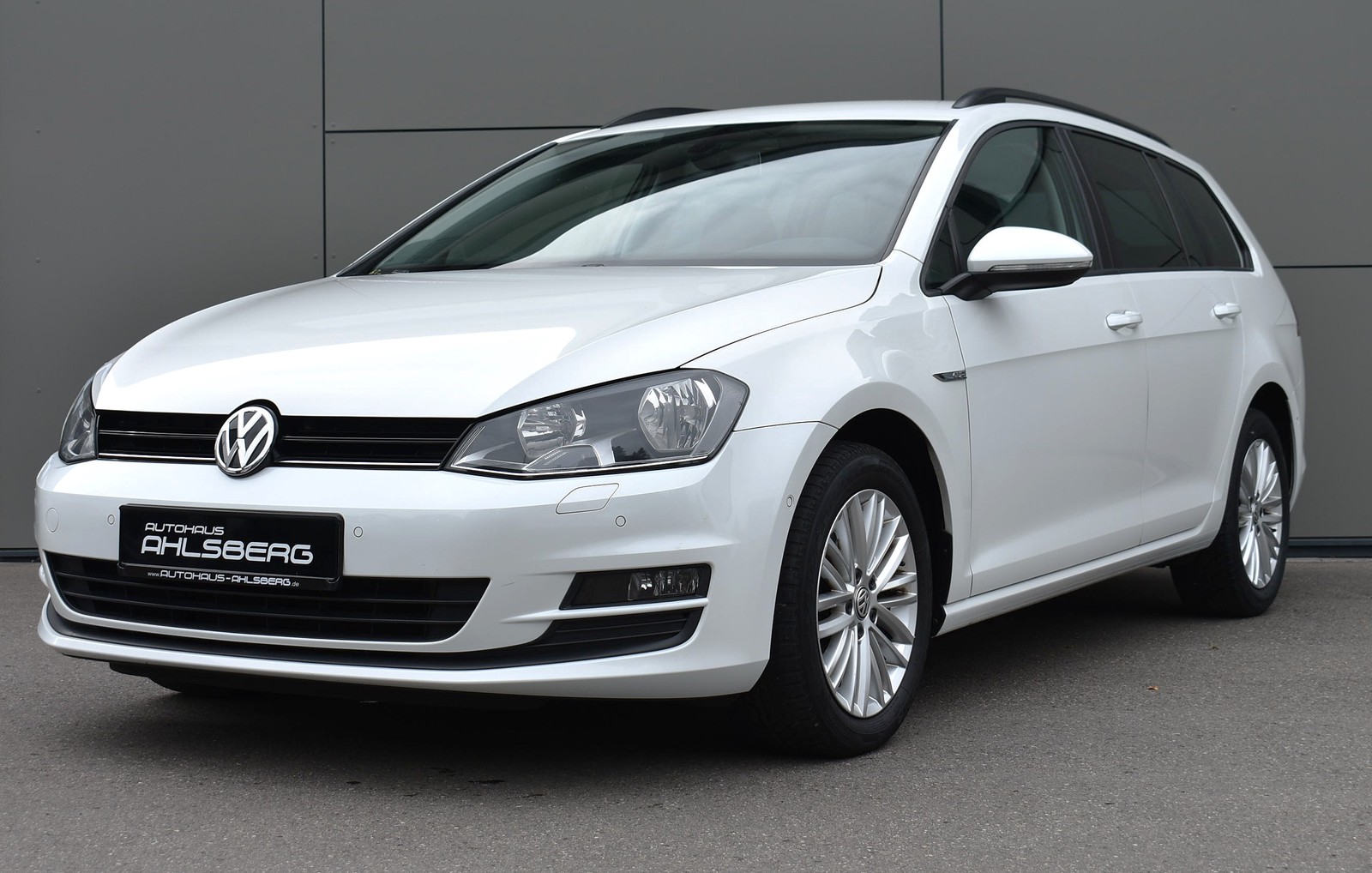Volkswagen Golf VII Variant Cup/ CLIMATRONIC/PARKASSIST/SHZ