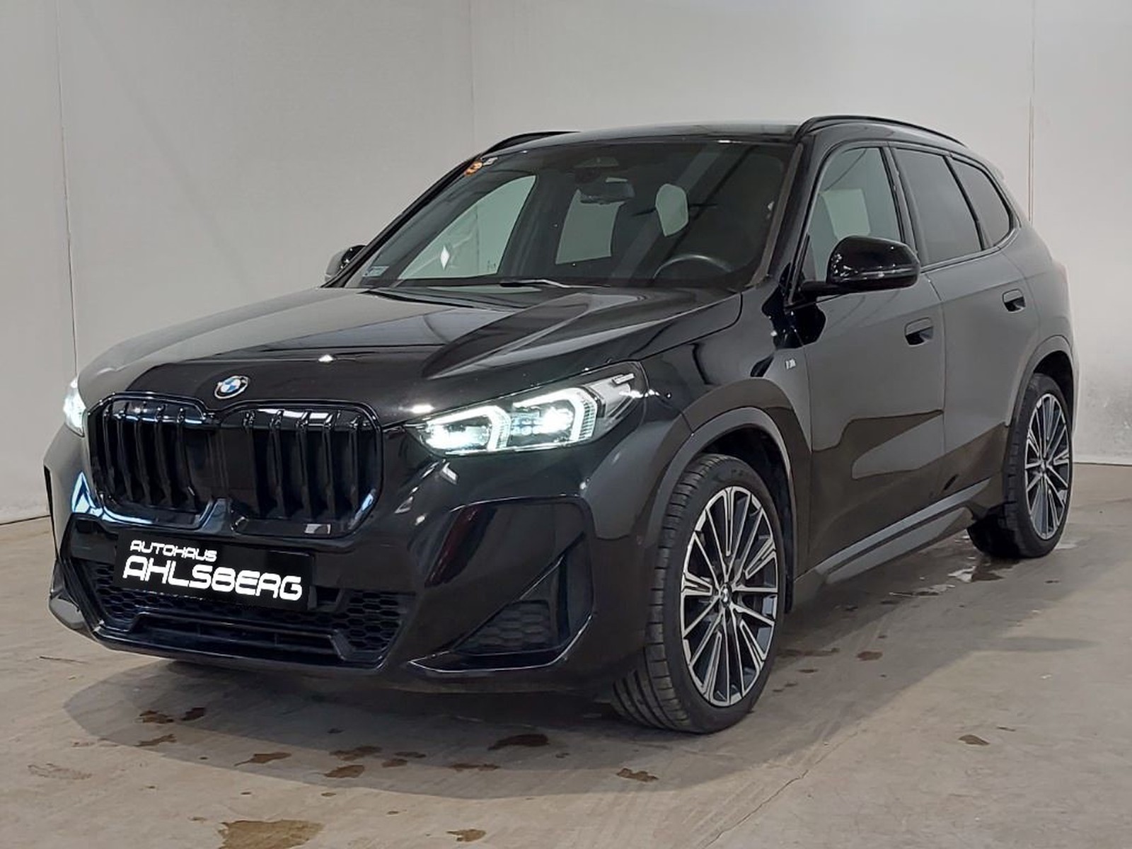 BMW X1 20 XD M SPORT/SHADOW/ WIDES./ACC/AHK/20"/LEDER