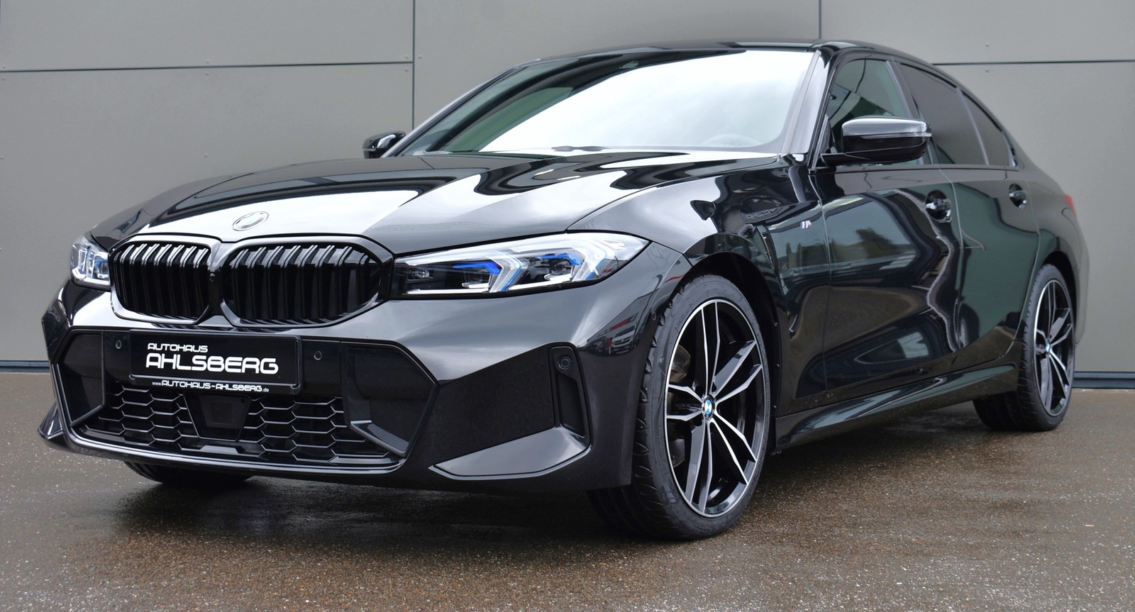 BMW 320 i XD M SPORT/SHADOW/ WIDES./ACC/HUD/CAR-PLAY/LED/19"