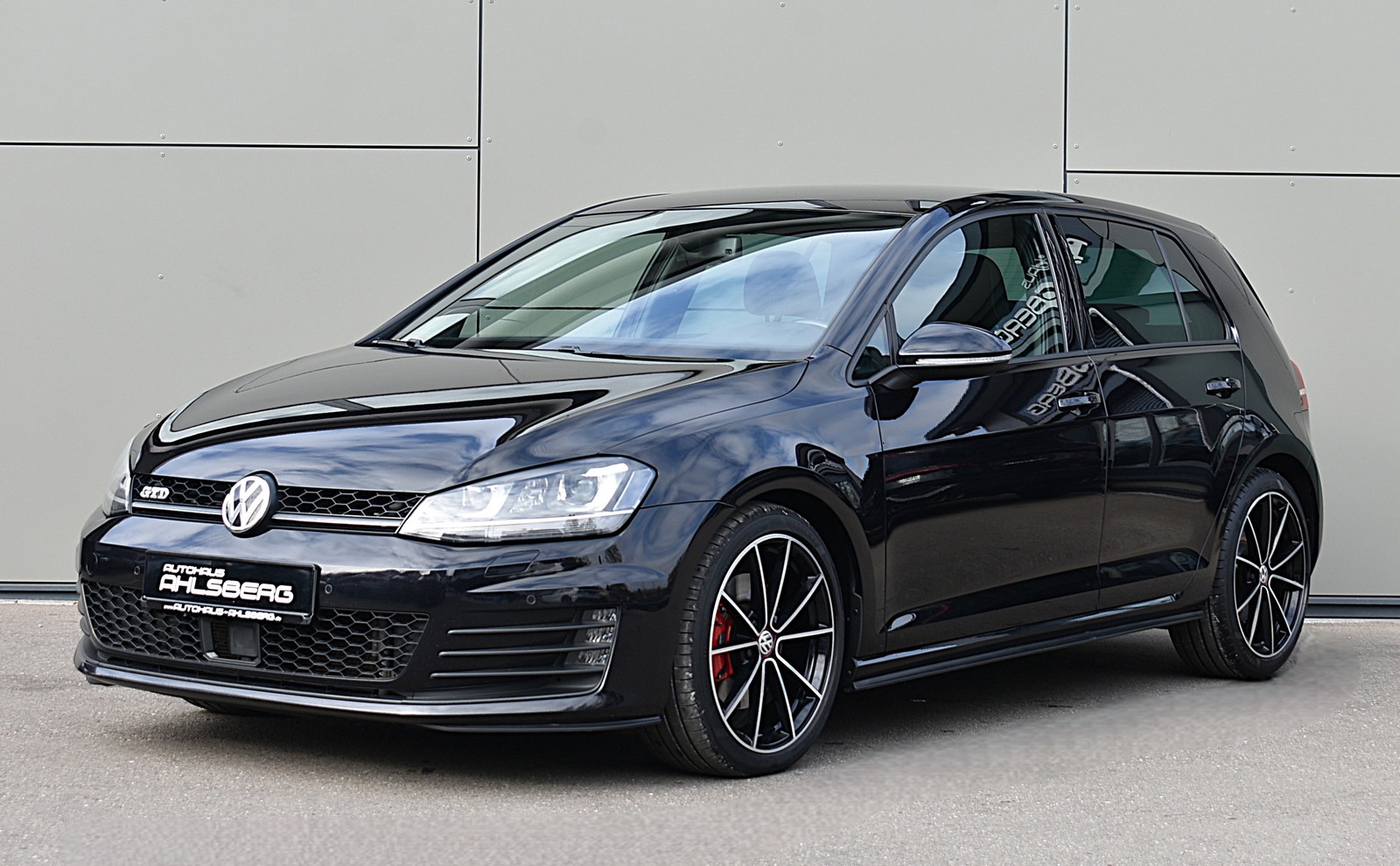 Volkswagen Golf VII GTD ACC/NAVI/DYNAUDIO/DSG