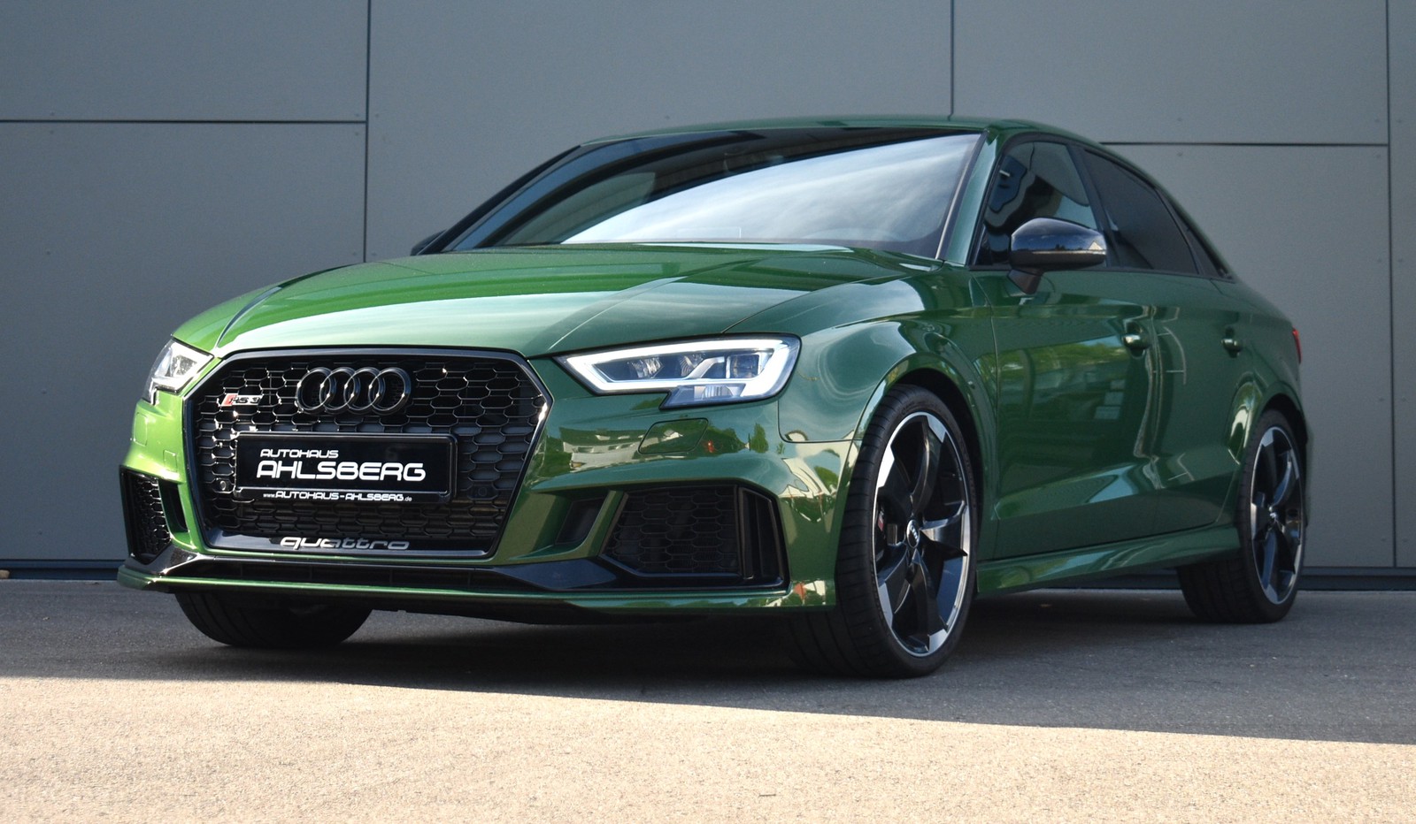 Audi RS3 2.5 TFSI quattro LED/VIRTUAL.C/KEYLESS/NAVI