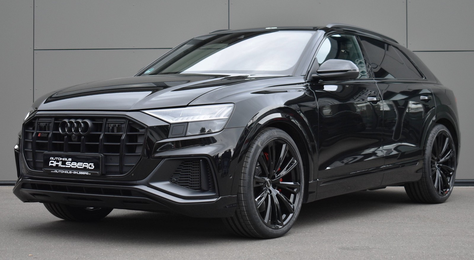 Audi SQ8 S-LINE ACC/HUD/23"/CARBON/MATRIX/B&O