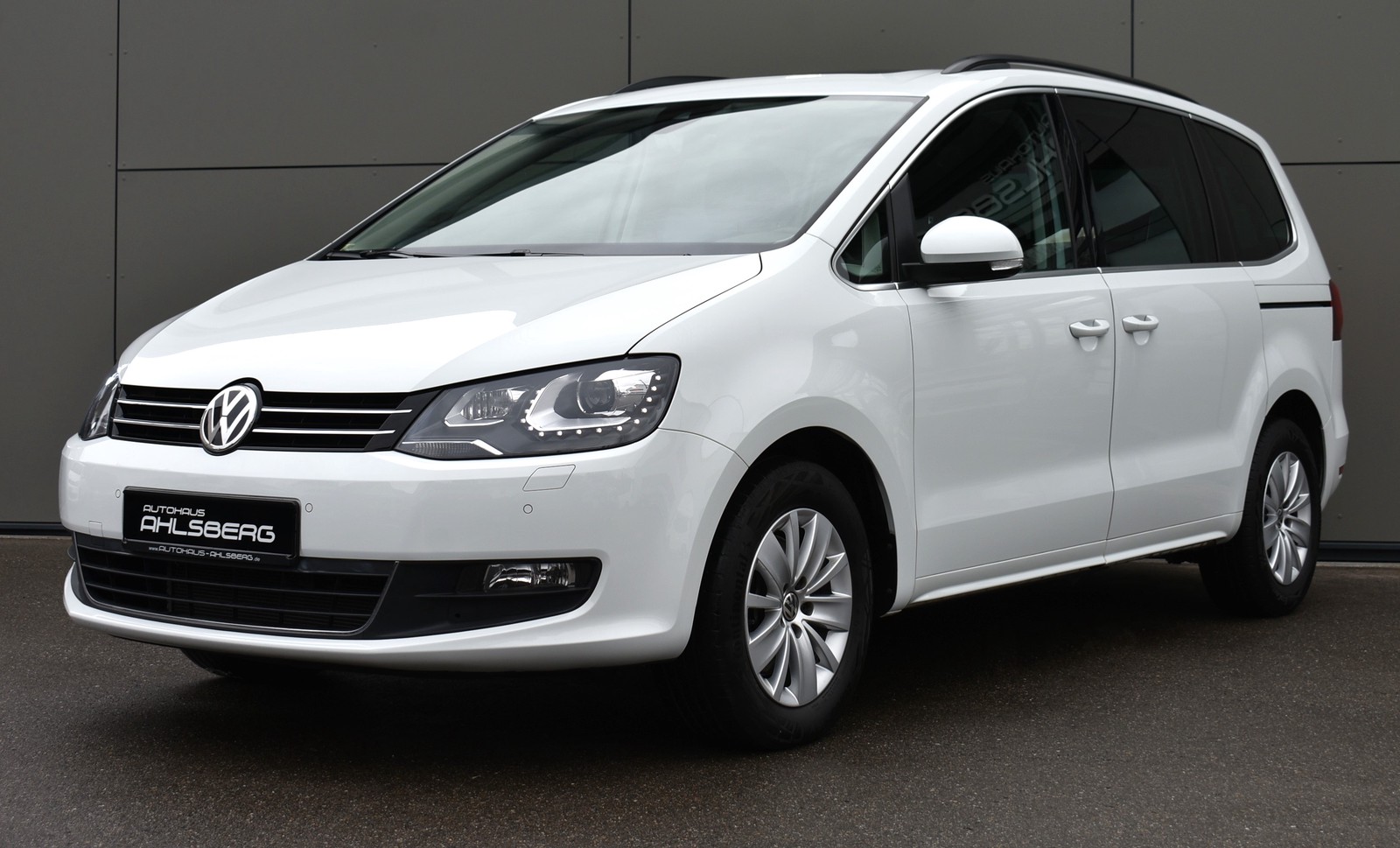 Volkswagen Sharan Comfortline 7SI/ACC/KAMERA/PANO/AHK