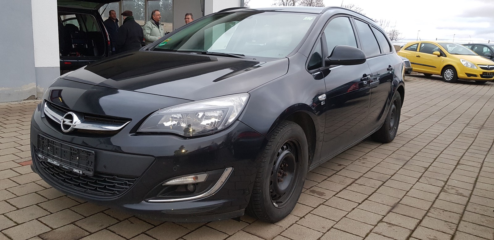 Opel Astra J Sports Tourer 150 Jahre used buy in Zimmern ob Rottweil -  Int.Nr.: 958 SOLD