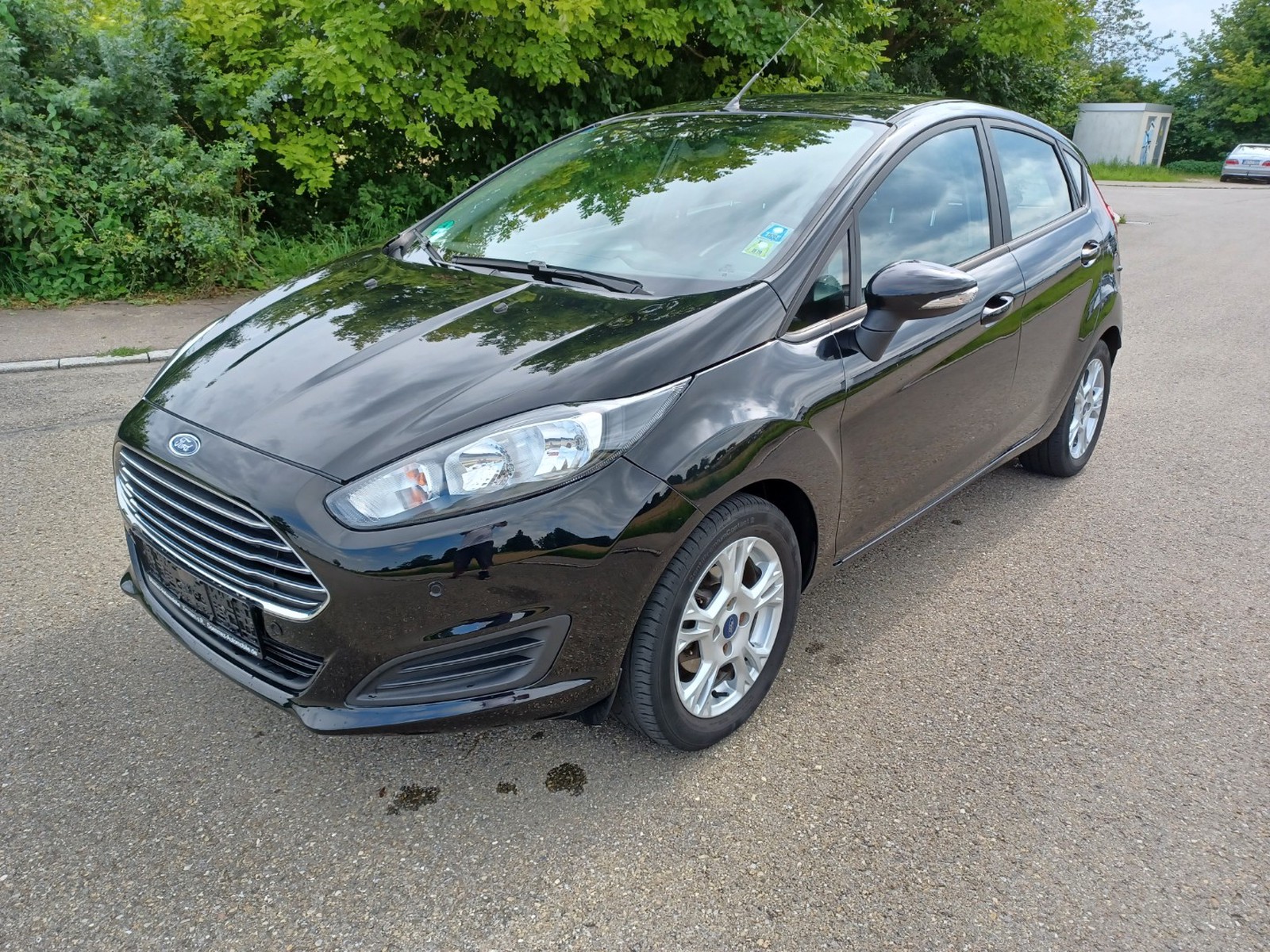 Ford Fiesta 1.0 SYNC Edition/Automatik/Sitzheizung used buy in