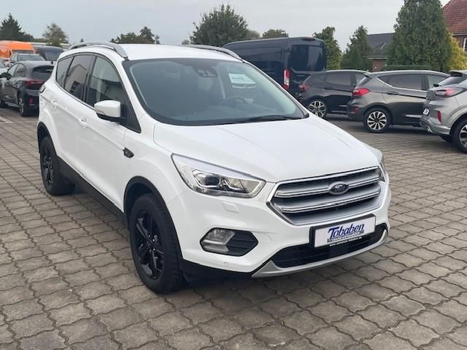 Ford Kuga Titanium Xenon Navi Klima PDC Kamera