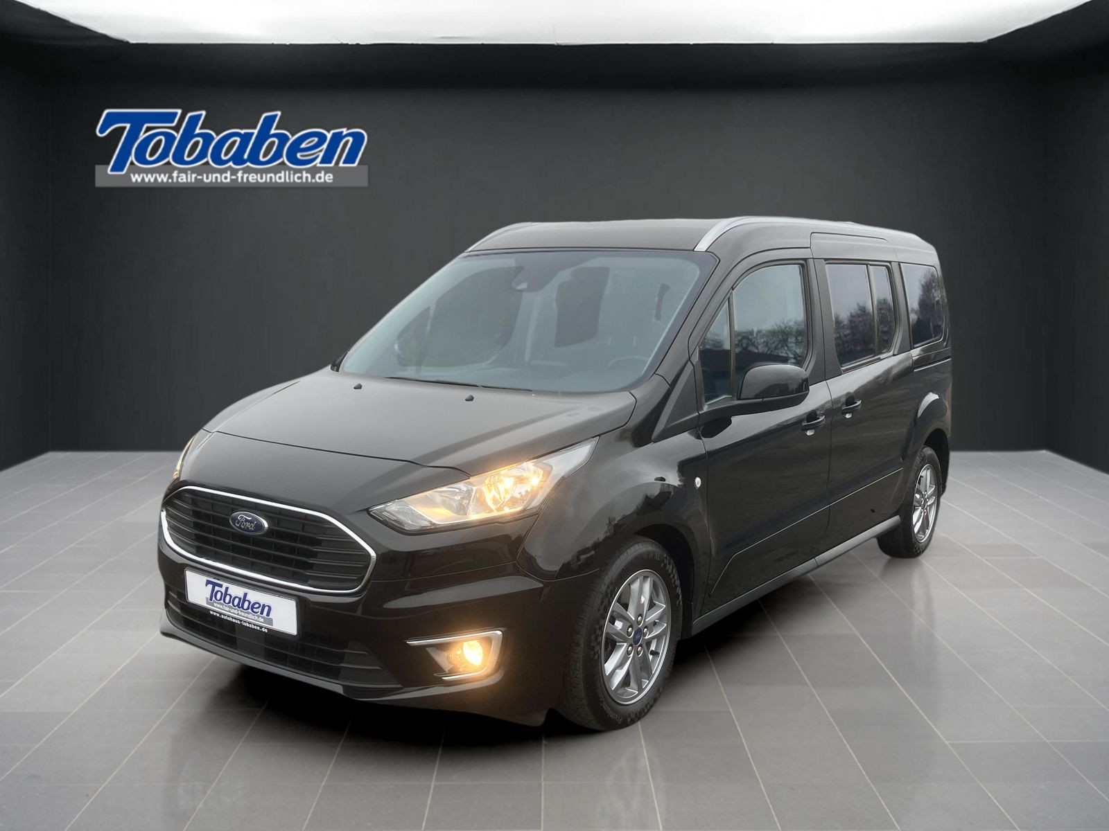 Ford Grand Tourneo Connect Titanium + Panorama + AHK