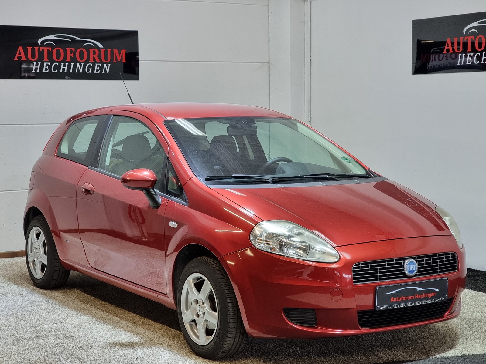 Fiat Grande Punto 1.4 8V Dynamic ANHÄNGERKUPPLUNG KLIMA