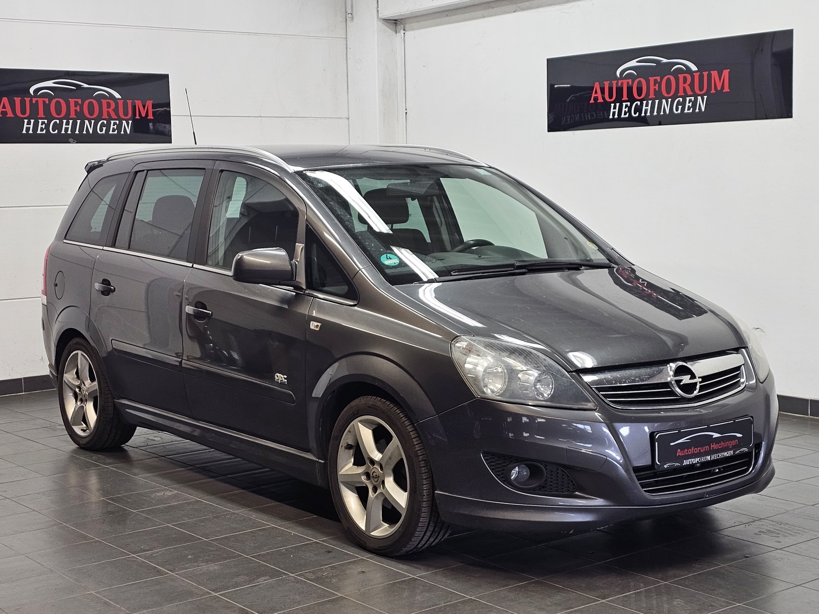 Opel Zafira B OPC-Line