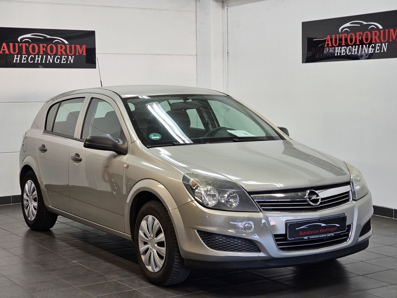 Opel Astra H 110 Jahre Tüv11/26