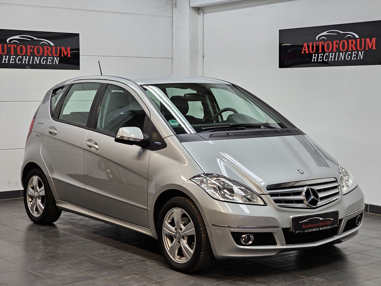 Mercedes-Benz A 160 Avantgarde Leder Tempomat Sitzheizung Bluetooth