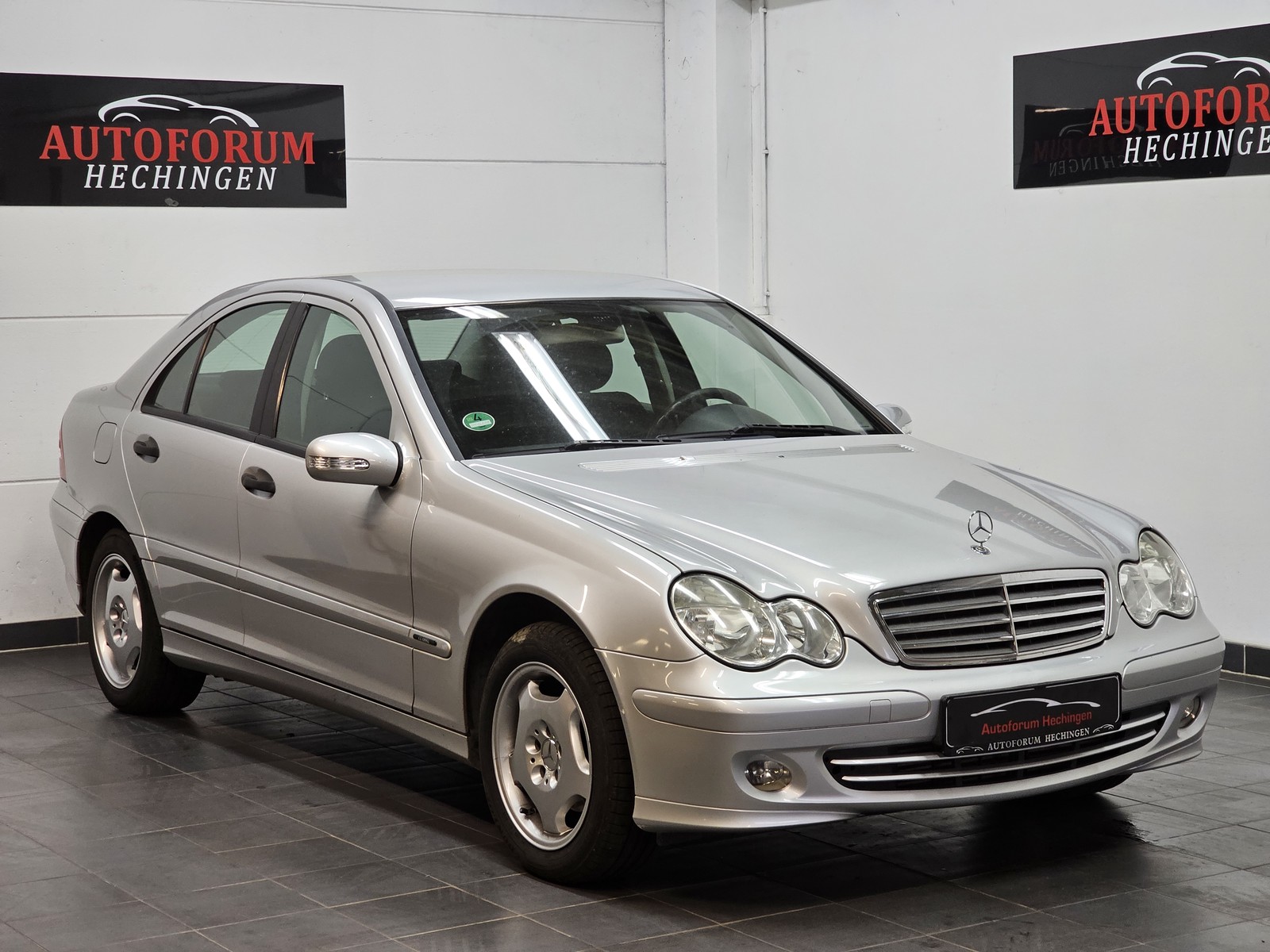 Mercedes-Benz C 180 Kompressor Automatik Klima AHK