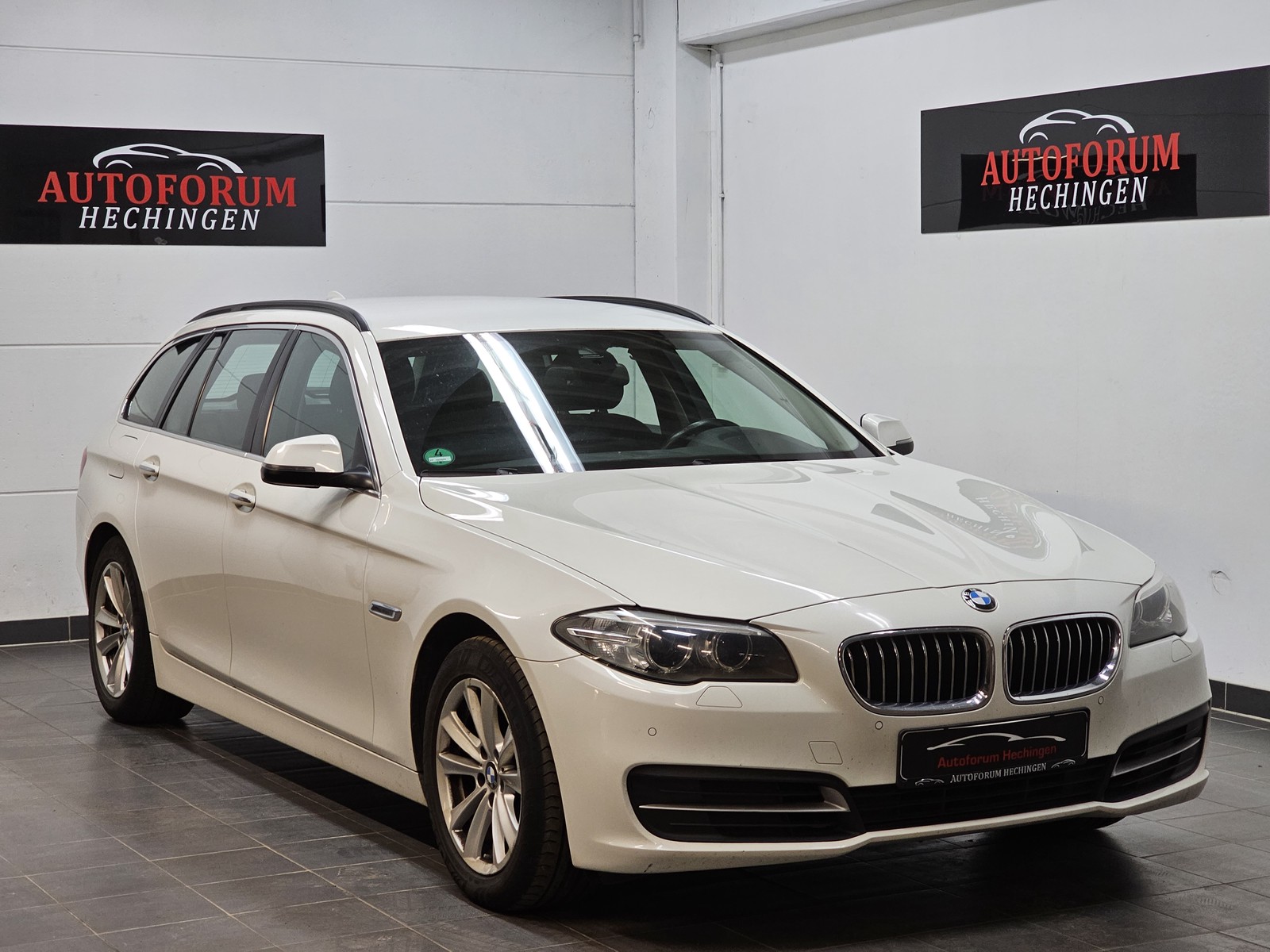 BMW 518d Touring Automatik Euro 6 Navi Ambiente Bi-Xenon