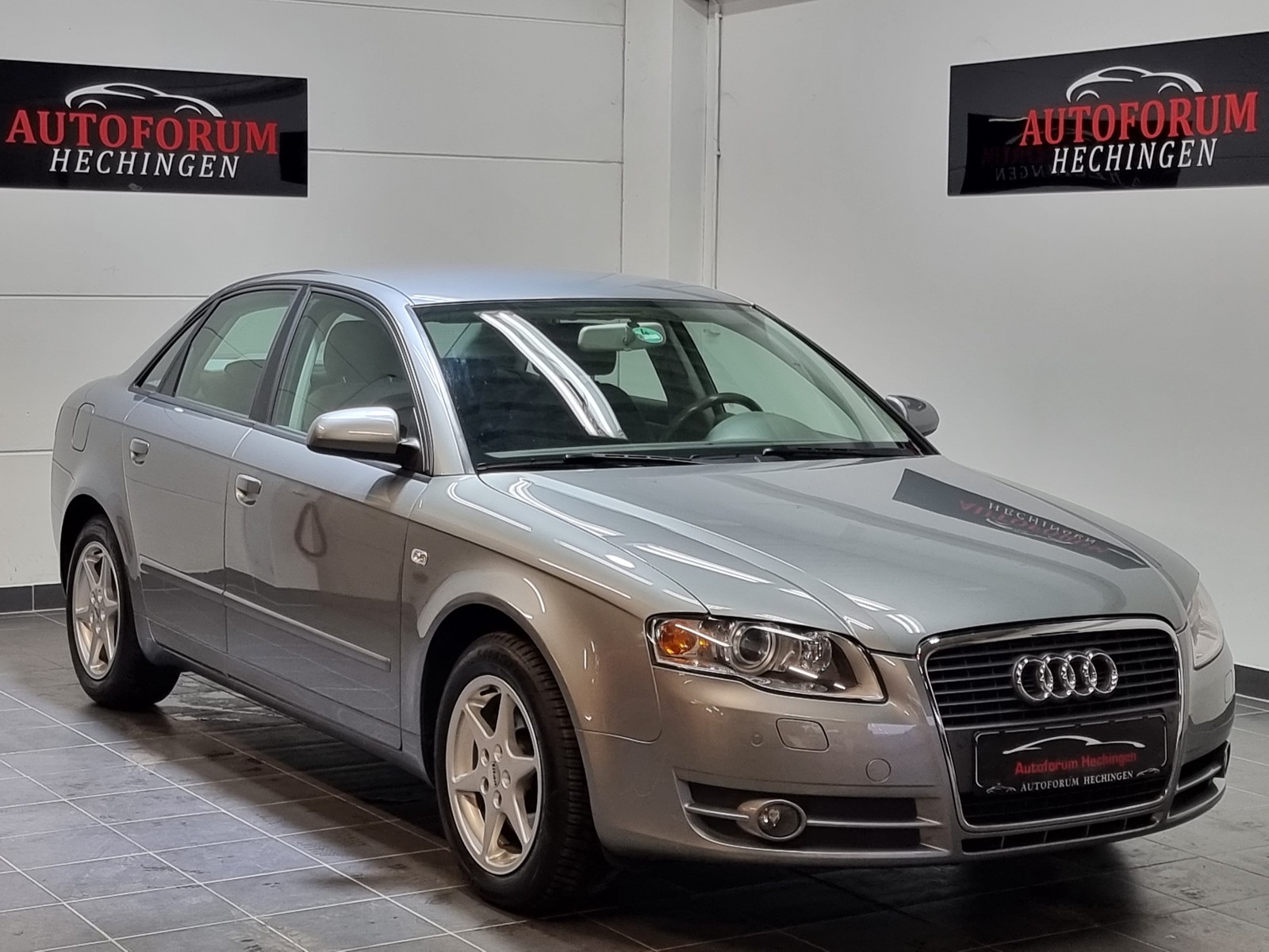 Audi A4 1.8 T Automatik Navi Xenon PDC