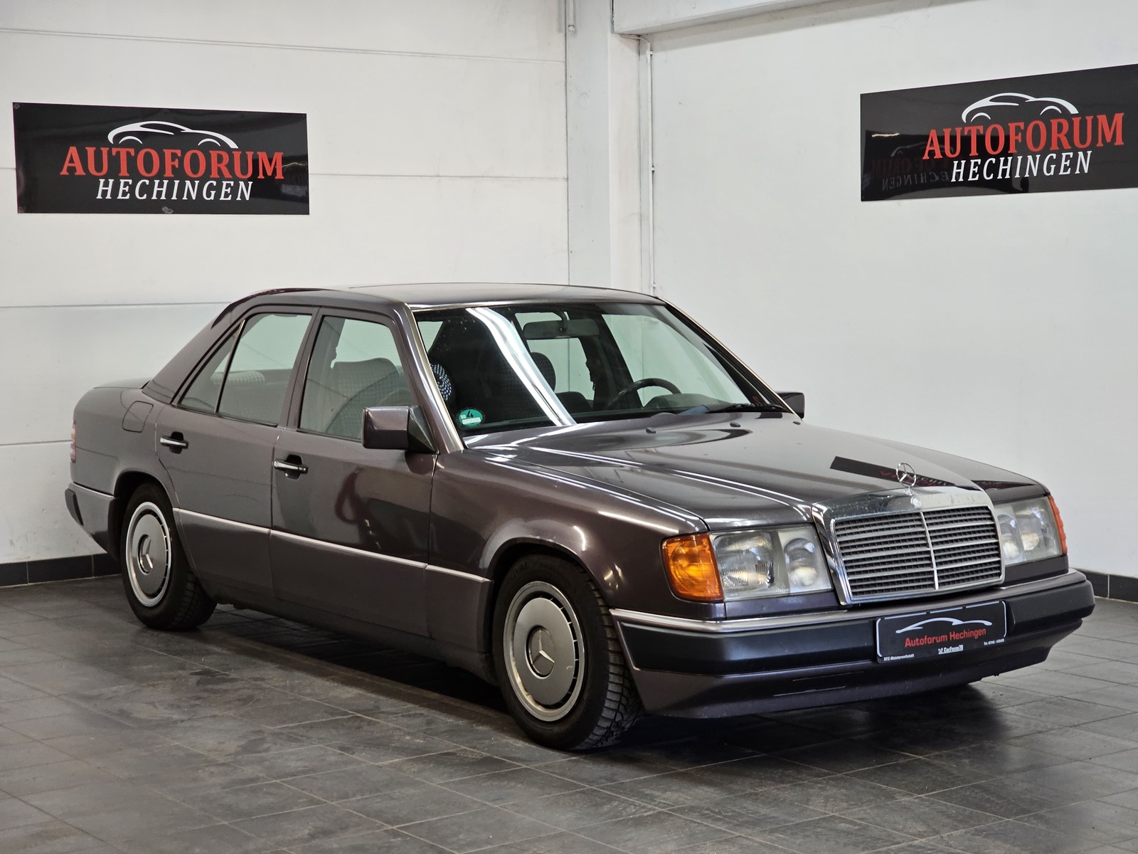 Mercedes-Benz E 260 E Aus 1.Hand H-Kenzeichen Orginal Zustand